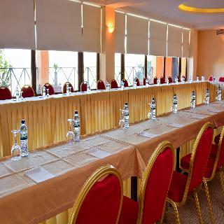 Urban And Suits 4* Tbilisi