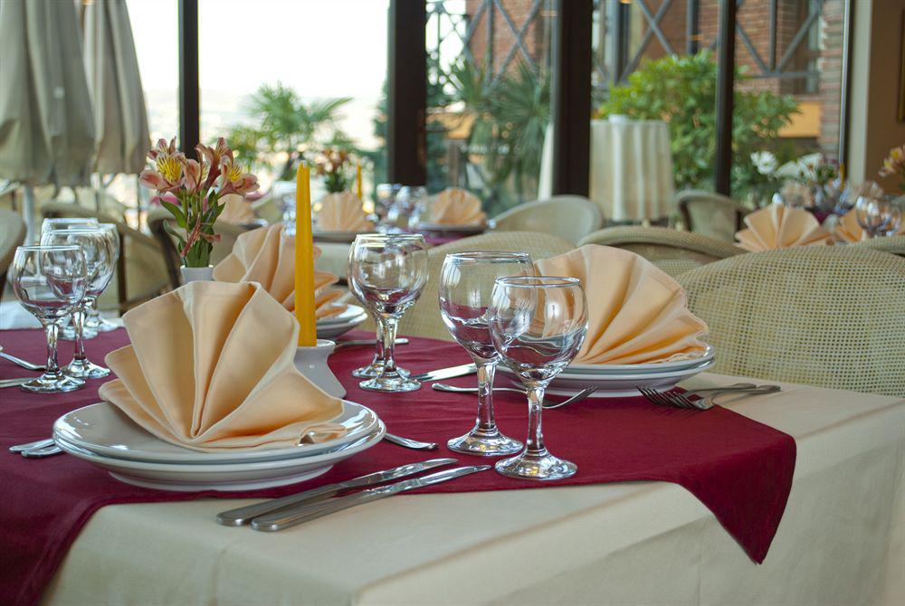 Urban And Suits Hotel 4*