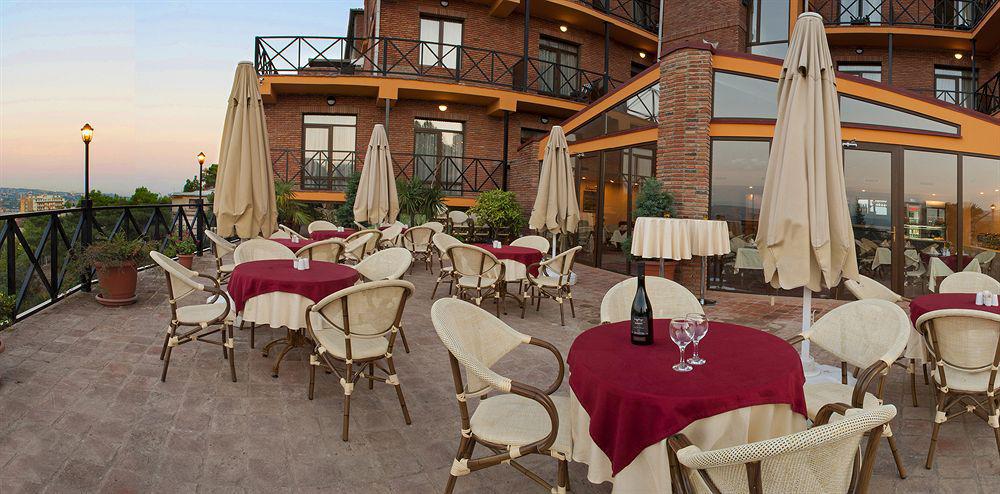 Hotel Urban And Suits Tbilisi